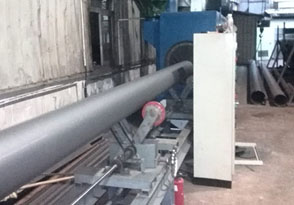 廣州市群力五金管道自動拋丸機作業現場